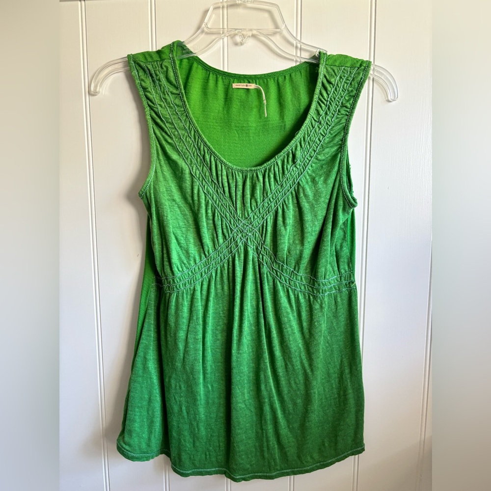 Max Studio  Stretch Linen Top - Picture 2 of 9